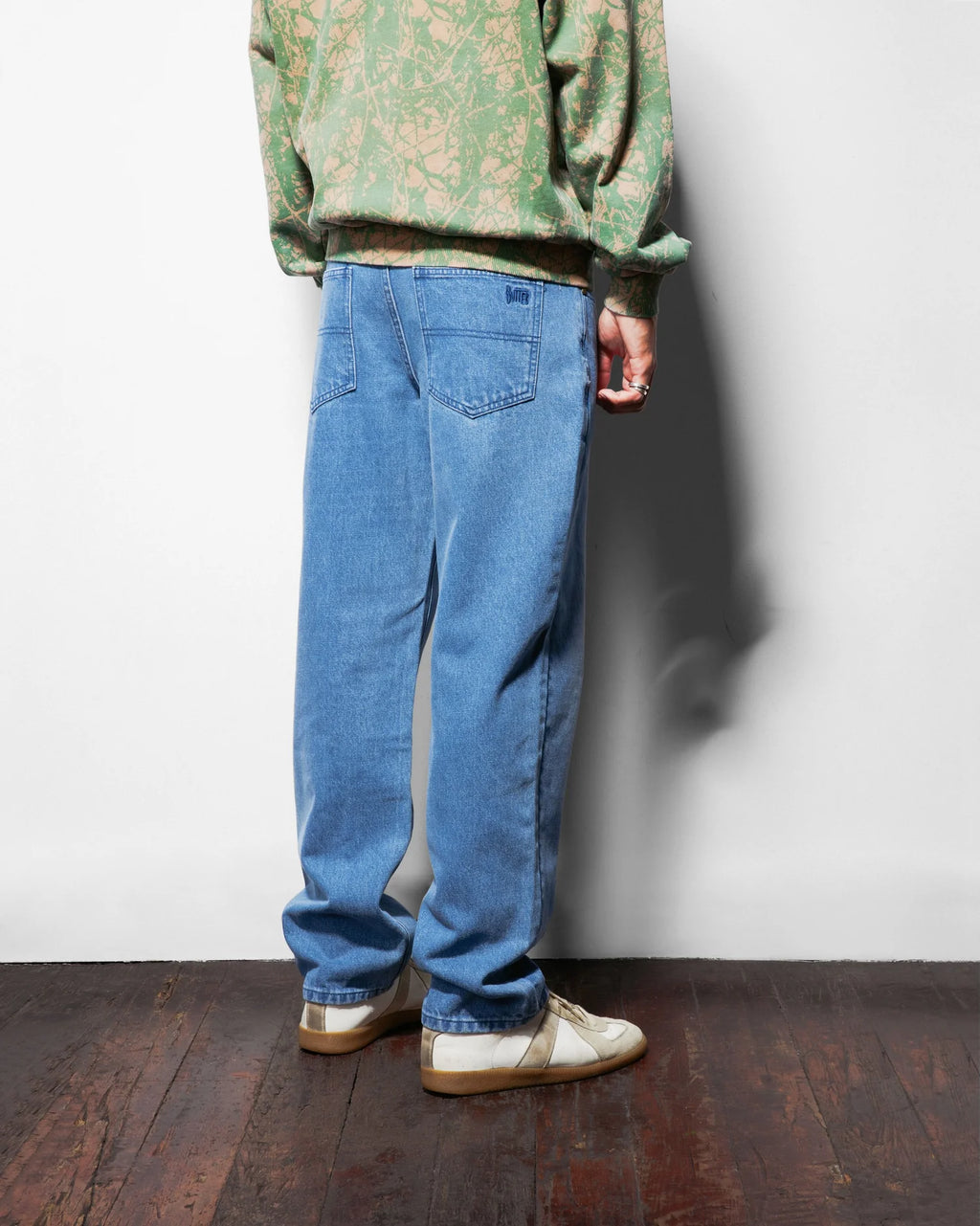 Straight Leg Denim Jeans - Distressed Indigo Clair